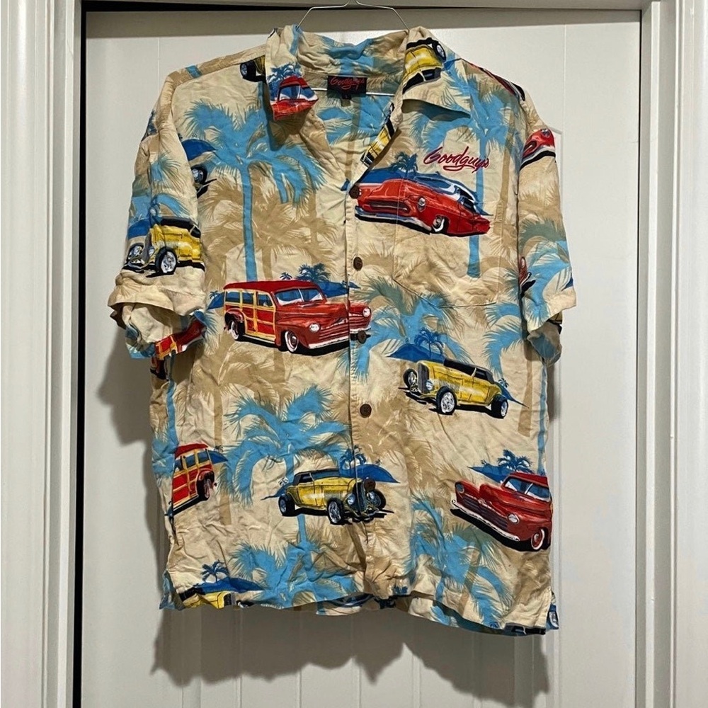 Good guys vintage Hawaiian car button up shirt